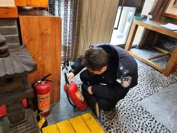 西寧市重點場所安全整治行動持續(xù)進行