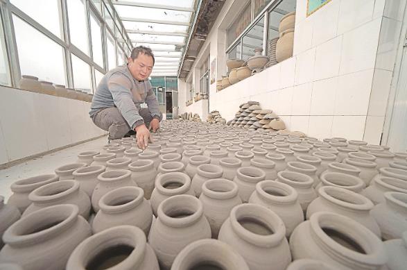 【傳承200余年 傳遞青海味道】大通砂罐：百年窯火映鄉(xiāng)愁
