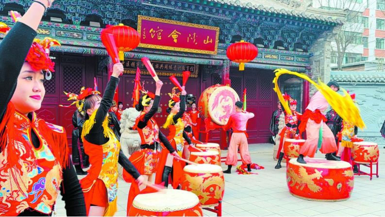 【奮力譜寫中國式現(xiàn)代化青海篇章】你好，2025！——全省各地迎新年即景