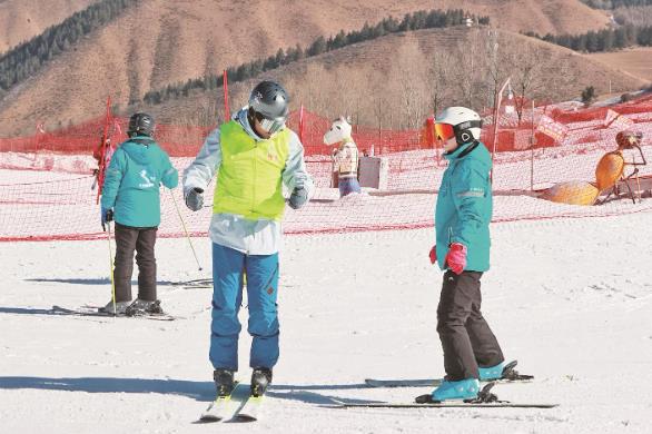 青海：冰雪季到來 冬日旅游熱力十足