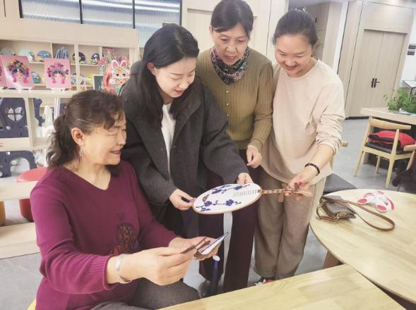 青海西寧：“銀齡學堂”免費開課啦