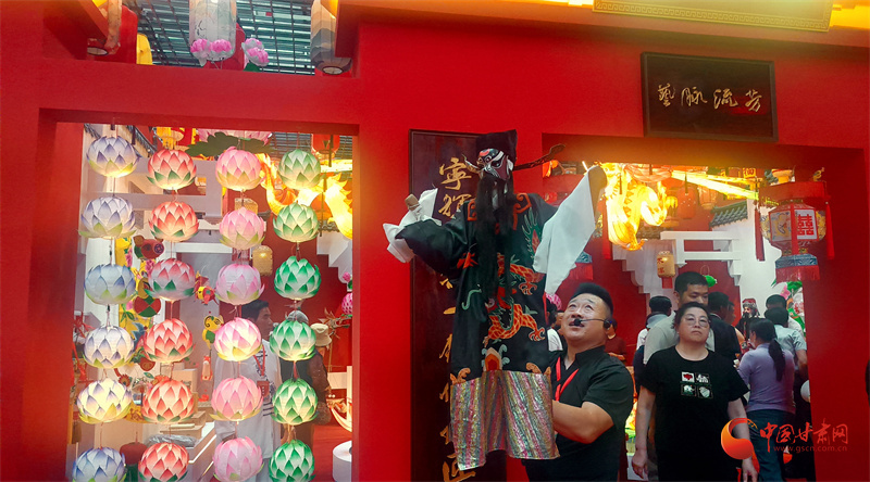 慶陽(yáng)農(nóng)文旅融合發(fā)展破解旅游短板 邀客商投資美麗鄉(xiāng)村共贏(yíng)未來(lái)